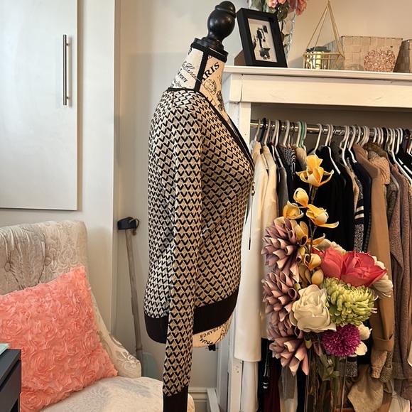 STUNNING ZARA SWEATER dark brown/tan,white with a detailed pattern size M BNWT - Picture 5 of 16